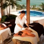 Nghỉ dưỡng kết hợp massage thư giãn với đá nóng